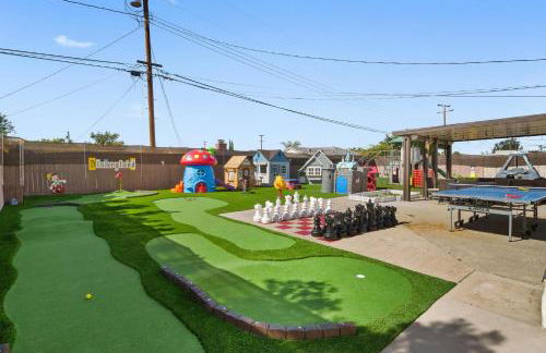 The Disneyland Dream by OC Adventure Homes - Photo 3