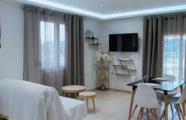 SkyFrame Apartments - Photo 5