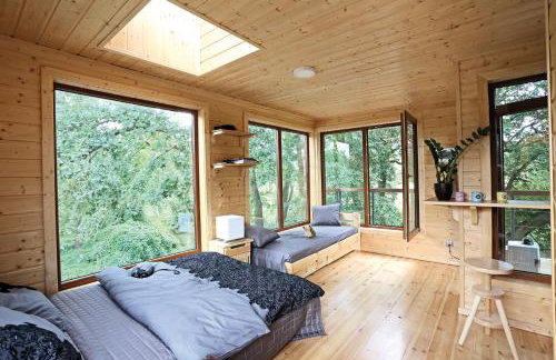 Domek na drzewie w Dolinie Uradu - Foto 4