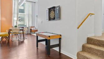 Downtown Indy 2BR - Stadium, Convention - Arcade Games - Skywalk - Foto 5, Game Room