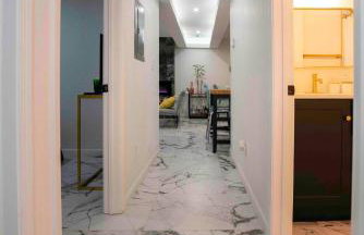 Stylish~Renovated 4Br/2BAT 3MinAirport 10MinDowtn - Foto 9