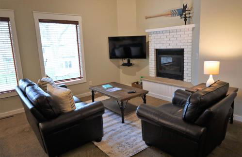 Lakeside Gull Lake Condo, Playground, Firepit, Boat Rentals - Foto 8