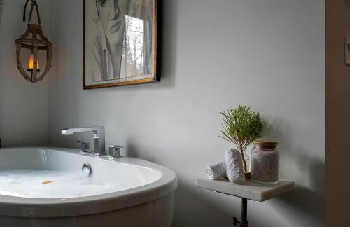 The DougOut Steps from Douglas Beach! - Foto 20