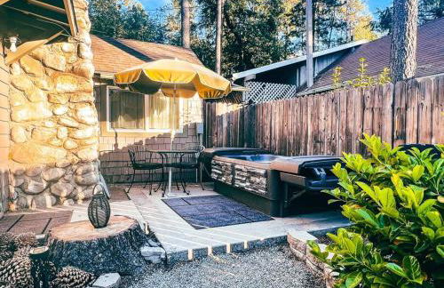 The Nest Serene Sanctuary w Hot Tub Fireplace Grill Hammock Outdoor Fire Feature Fully Fenced Yard AC Pets Ok - Foto 64