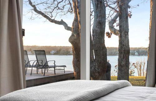 Waterfront Home with Guest Cottage - Foto 27