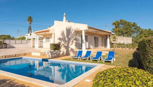 Lively Holiday Home in Albufeira With Private Pool 500m From the Beach - Foto 2