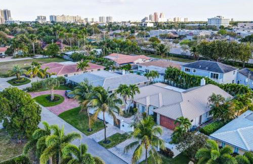 Lynoras Luxe Estate 3 bedroom 3 bath with Modern Design and Heated Pool - Foto 77