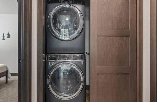 High Mountain Rustic Cabin Hot Tub Game Loft - Foto 13