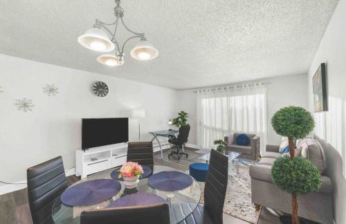 Casa Bella Homes - Top floor 2-BR 1 Bath Condo, Centrally located - Foto 2