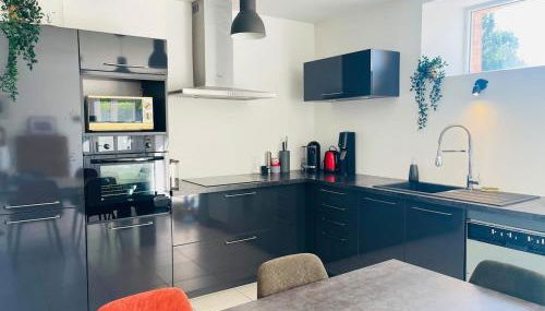 "Les Pâturages" Chanas - Maison Entière proche A7, 2 Chambres, 4 Personnes, Jardin Privé, Piscine & BBQ - Foto 5, stove