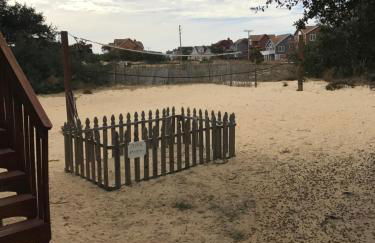 Pets OK Rest A Shored A Secure and Comfortable Home Flat Screen T Vs In All Rooms Fully Stocked With Plenty Of Amenities Private Inground Pool Gas Fireplace Rents Sat to Sat Full Weeks only - Foto 40