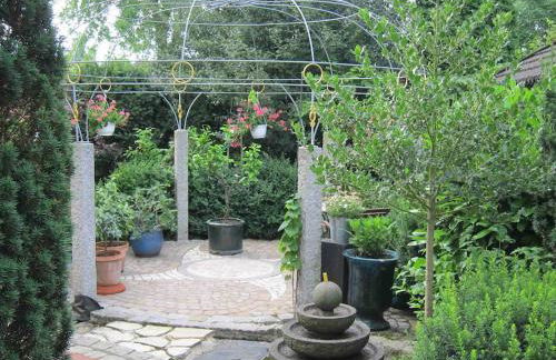 Schöne Ferienwohnung im HAUS SONNENGARTEN mit WLAN und Parkplatz in Achim bei Bremen - Foto 21