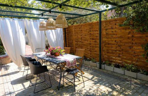 The Red House in Dassia - Foto 22