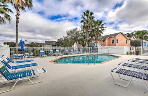 Less Than 8 Mi to Disney Getaway with Deck in Kissimmee! - Foto 1