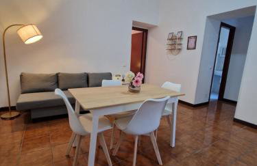 Charming Home with Private Patio near Swiss Border and Transport - Daisy, Loggiadeifiori - Photo 20
