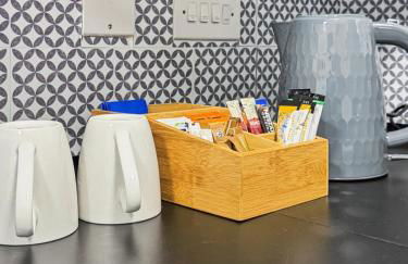 Entire home Sleeps 5 guest 5 mins fromMCR City - Foto 9