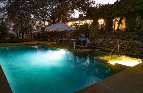 Yosemite Mountain Top Retreat Hilltop Manor Pool Spa - Foto 1