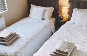 No 1 The Paddock - Spacious holiday home with a hot tub - Foto 36