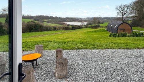 Lakeview Lodge- Uk40692 - Photo 2