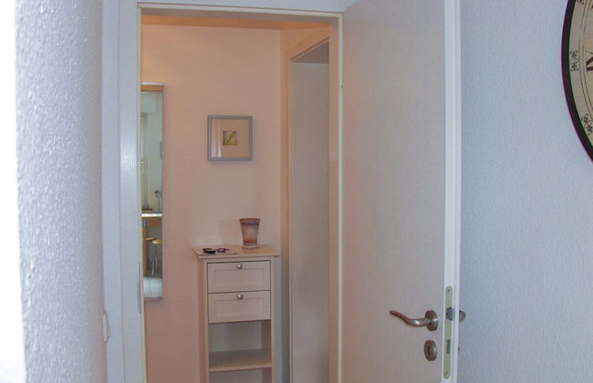 Tolstov-Hotels Apartment - Photo 9