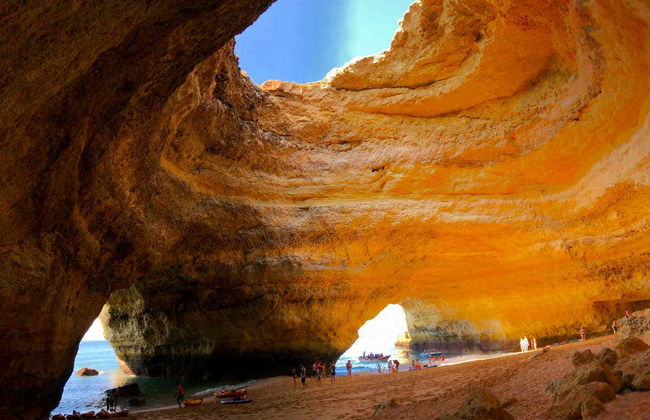 Paseo en barco por las cuevas de Benagil al atardecer - Foto 7