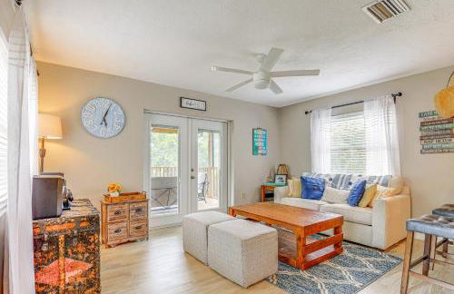 Private and Picturesque Escape on Lake Henry! - Foto 6