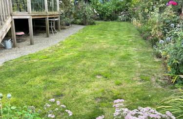 Bryntivy - a cheerful stone cottage close to beach - Foto 9