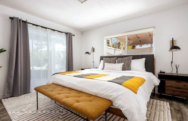 Mid-century Gem w Secret 4th Bedroom Near Downtown - Foto 34