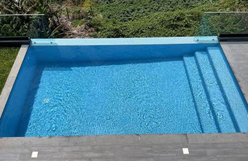 Panoramic View: Lux 3 bed with heated pool - Foto 32