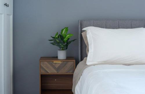 20 min to NYC, Newly Renovated, Private Driveway - Foto 19