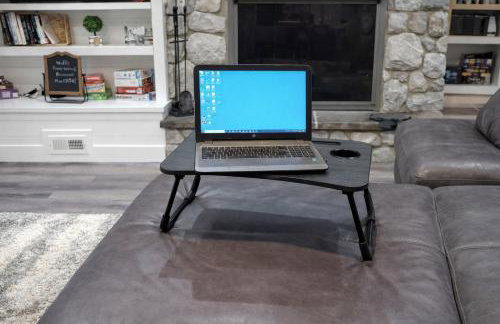 RiverEdge Haven Hot Tub, 5 Beds, Kayaks Near ND - Foto 12