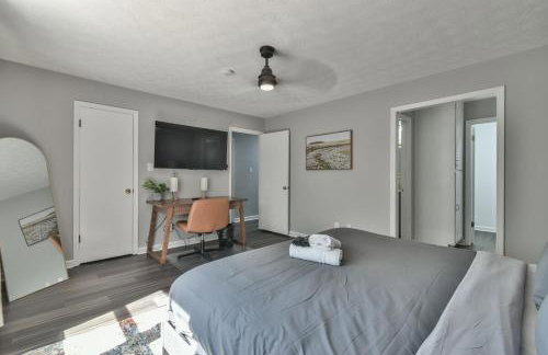 Spacious Home with 3 King Beds, Arcades and 86 inch TV - Foto 16