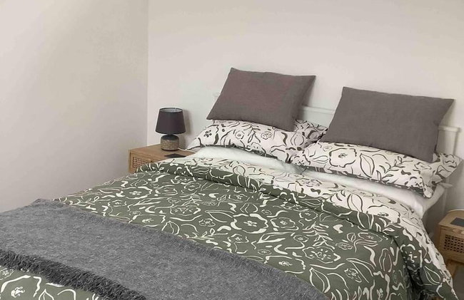 1-bed Coastal Retreat - Sleeps 2, Parking & Wifi - Foto 5