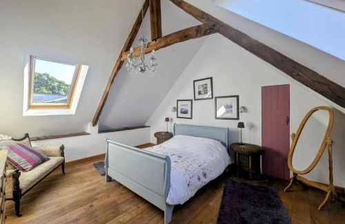 Les Ecuries is a modern renovated barn - Foto 1