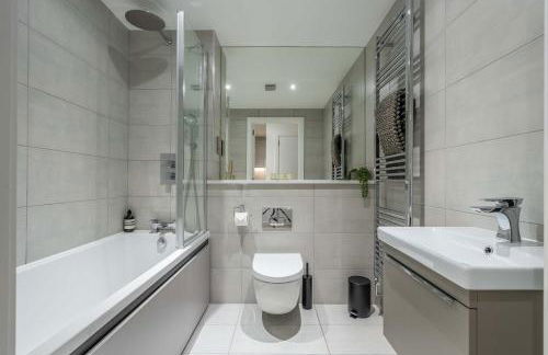 Modern 1-Bed Apart in Central Solihull near NEC - Foto 26