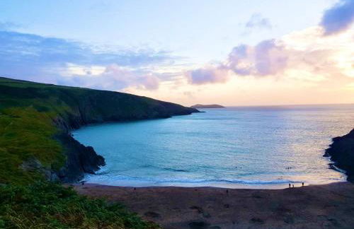 Wild Coastal Retreat at Troed Y Rhiw Aberporth, West Wales - Foto 66