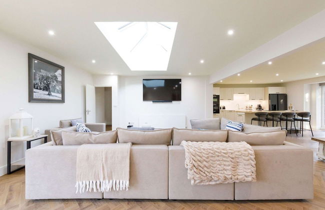 Beautiful 4-bed Close to South Downs Goodwood - Foto 6