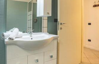 Suite il Borgo [Monza - Milano] + Garage Privato - Photo 10