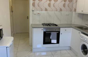 Supreme Apartment - Near Tube Stations & Free Parking - Foto 12