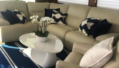 Luxury Afloat Yacht Paradise 3 bedrooms 3bath 5 beds with full Marina view - Foto 1