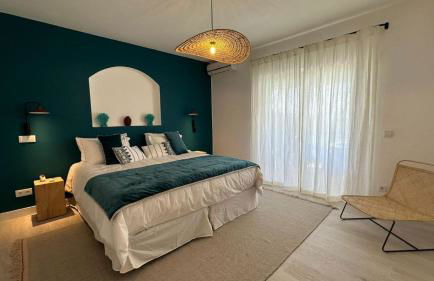 Charming Villa with Pool & Scenic Garden - Foto 55