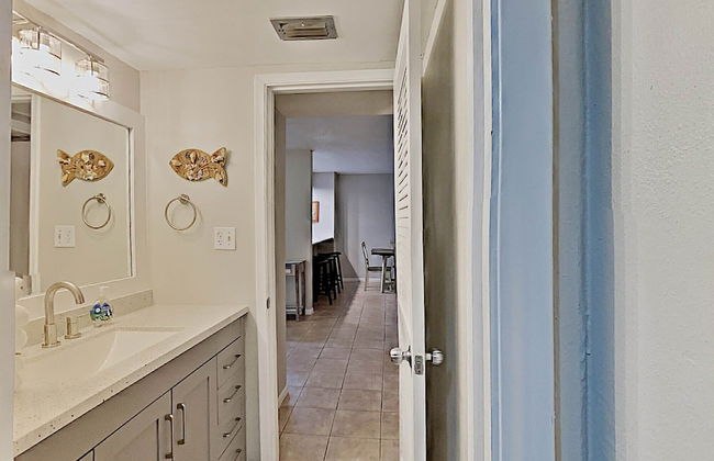 Sabine Yacht & Racquet by Southern Vacation Rentals - Foto 49