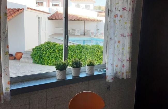 Impecable 4-bed Villa in Praia da Areia Branca - Foto 3