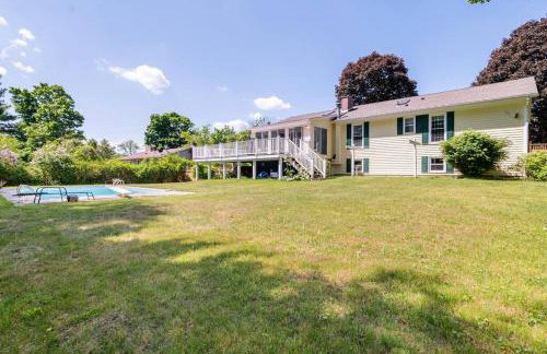 Berkshire Vacation Home in Lee - Pool is Open! - Foto 16