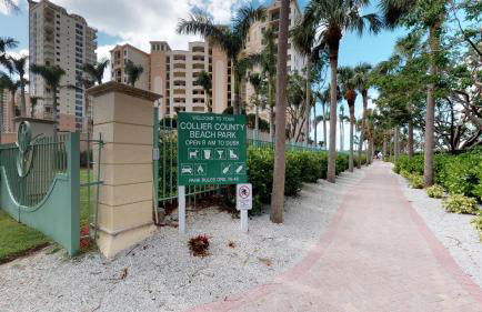 End Unit Steps from Beach Access w/ No Crazy Beach Prices - Foto 40