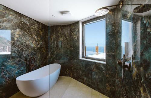 Serenity Villa on the Cliff with climatized pool - Foto 17