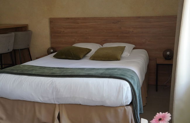 Sous les platanes - Foto 24