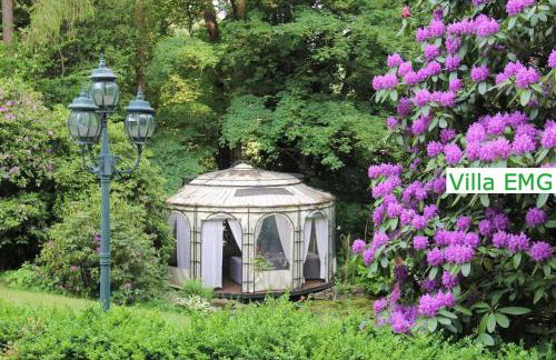 Luxus Ferienhaus Villa EMG Dortmund in Ennepetal, nah Düsseldorf, Köln mit Tennis Court, Garten, Kamin für Familien Gruppen bis 20 Personen - Foto 10