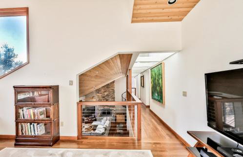 Mountain house w/ stunning views & gourmet kitchen - Foto 26