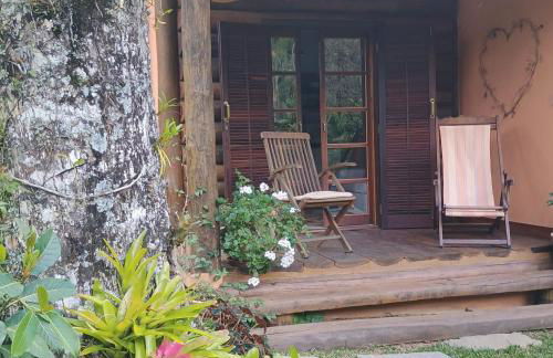 Bangalo a beira do rio em plena natureza - Foto 35